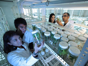 Science Laboratory 追呼系统